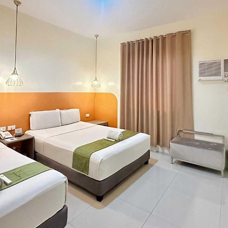 Travelbee Capitol Inn Cebu Zewnętrze zdjęcie